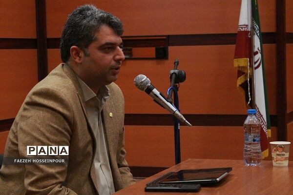 نشست هم‌اندیشی معاونان و مربیان پرورشی در بهارستان۲