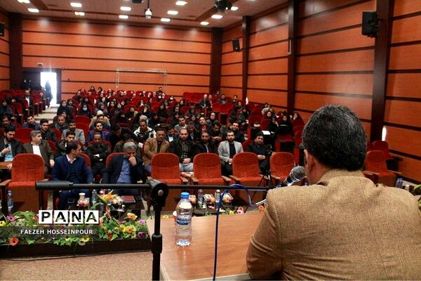 نشست هم‌اندیشی معاونان و مربیان پرورشی در بهارستان۲