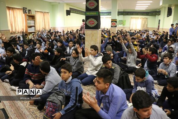 مراسم هیات دانش‌آموزان دبیرستان گوهرتاج ترابی زاده قم