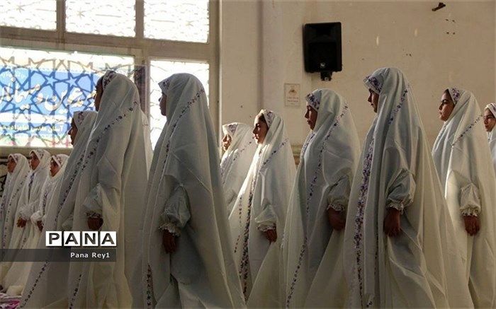 دوستی با کتاب، علاقه به نوشتن را افزایش می‌دهد 