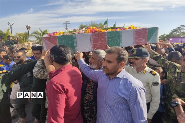 تشییع شهید گمنام در بوموسی