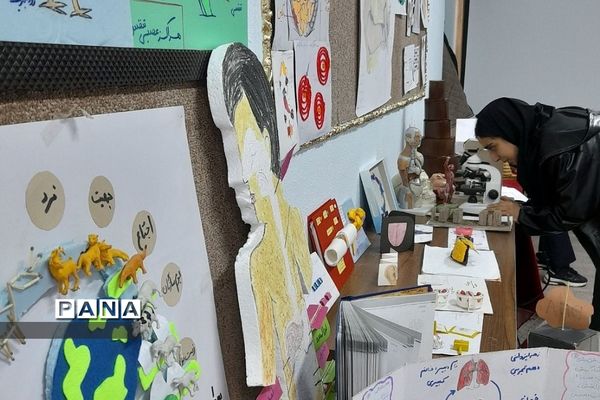 نمایشگاه زیست شناسی در مدرسه مریم عذرا دماوند