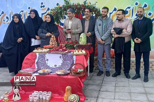 برگزاری جشن یلدا در دبیرستان حدیث مهر قرچک