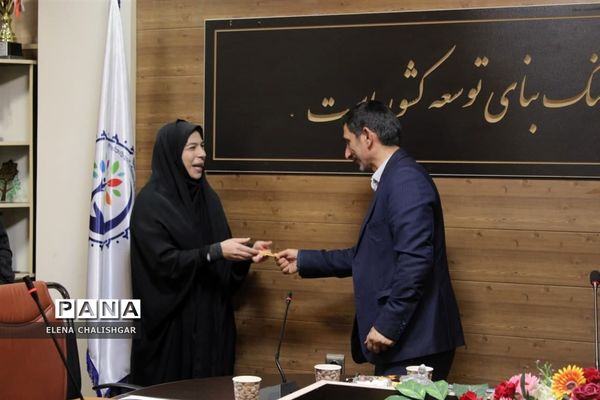 جلسه شورای اداری آموزش و پرورش ناحیه یک بهارستان