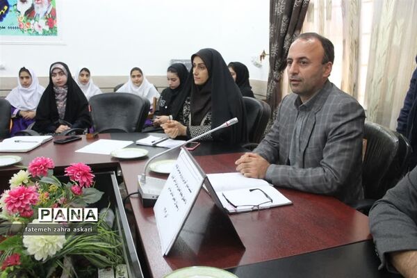 نشست مجمع اعضای سازمان دانش‌آموزی در گلوگاه