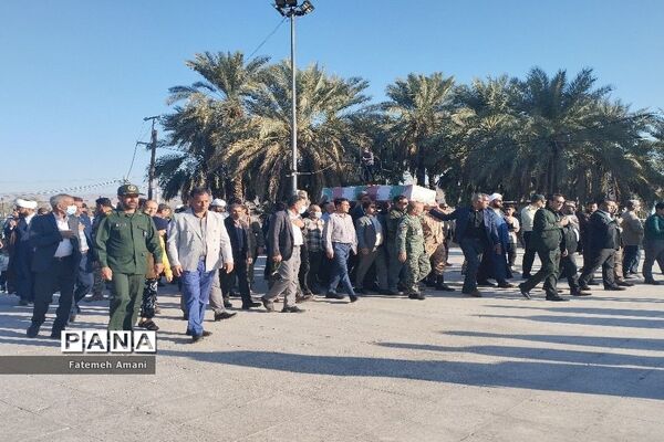 تشییع پیکر شهید گمنام در شهرستان حاجی‌آباد
