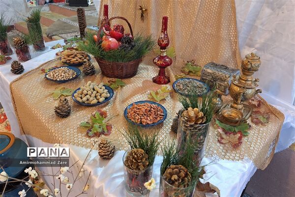 جشن شب یلدا در دبستان‌های ناحیه 3 شیراز