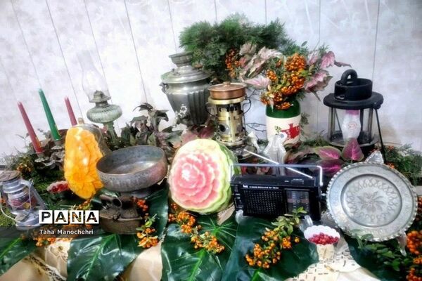 جلسه‌ شورای آموزگاران آموزشگاه علامه طباطبایی پیشوا با طعم یلدا