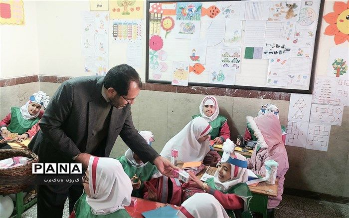 توزیع شیر در مدارس باعث تقویت سلامت جسمی و ذهنی دانش‌آموزان است
