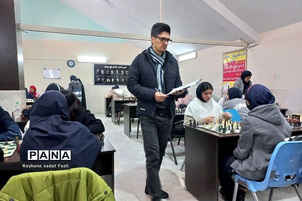 مسابقات شطرنج بین مدارس متوسطه اول شهرستان شهریار