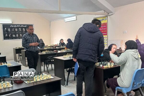 مسابقات شطرنج بین مدارس متوسطه اول شهرستان شهریار