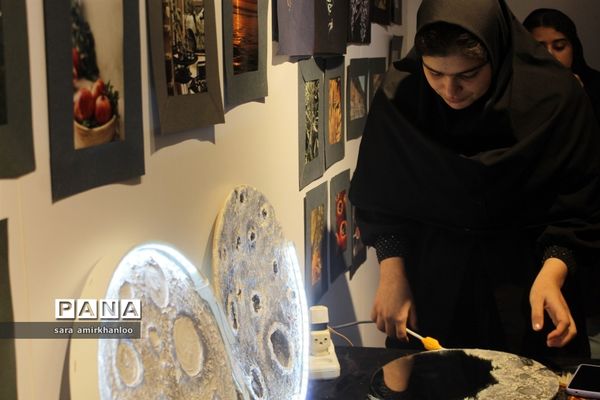 نمایشگاه دستاوردهای دانش‌آموزان هنرستانی در گلوگاه