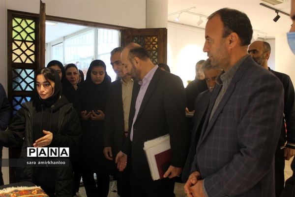 نمایشگاه دستاوردهای دانش‌آموزان هنرستانی در گلوگاه