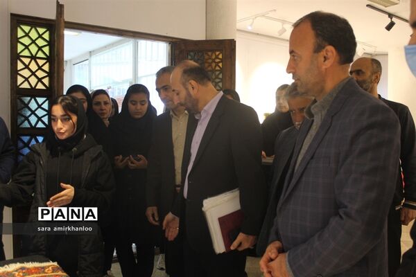 نمایشگاه دستاوردهای دانش‌آموزان هنرستانی در گلوگاه