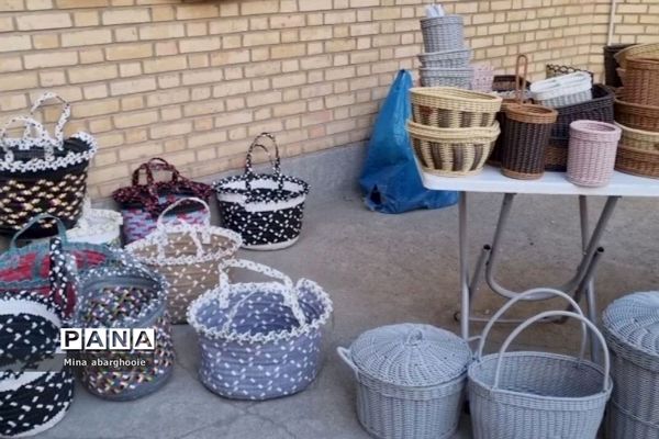 جشنواره کارآفرینی بانوان و دانش‌آموزان دختر شهرستان پیشوا به مناسبت شب یلدا