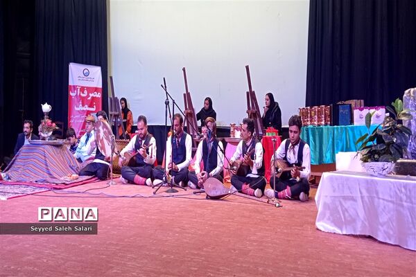 اختتامیه سومین جشنواره استانی شعر طنز شهاب ترشیزی