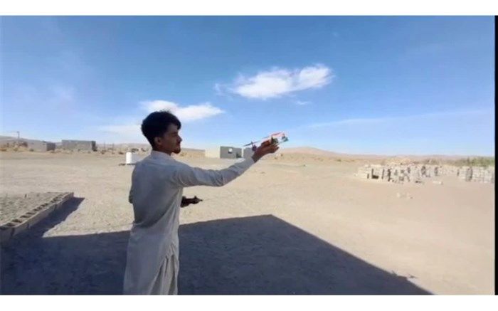 ساخت پهپاد فیلمبرداری توسط دانش‌آموز قلعه گنجی/فیلم
