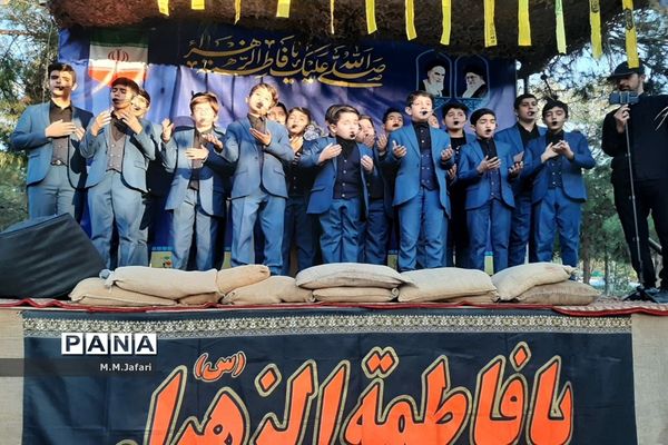 جلوه‌هایی از ارادت دانش‌آموزان مدارس قم به اهل بیت(ع) و شهدا-3