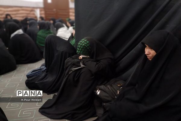 جلوه‌هایی از ارادت دانش‌آموزان مدارس قم به اهل بیت(ع) و شهدا-3