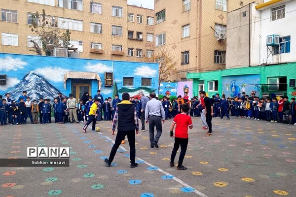 برگزاری مسابقات درون مدرسه‌ای صد در صد امیدستان در ناحیه 2  شهرری