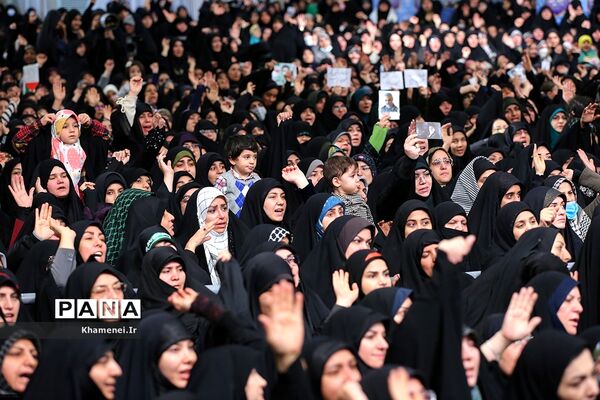 دیدار اقشار مختلف بانوان با رهبر انقلاب