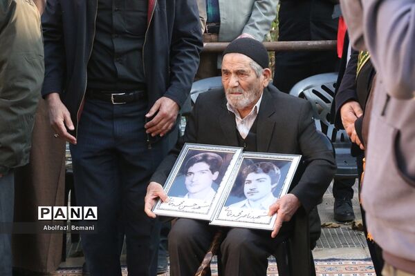 جلوه‌هایی از حضور نوجوانان و جوانان در مراسم وداع با لاله‌های فاطمی