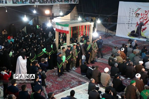 جلوه‌هایی از حضور نوجوانان و جوانان در مراسم وداع با لاله‌های فاطمی