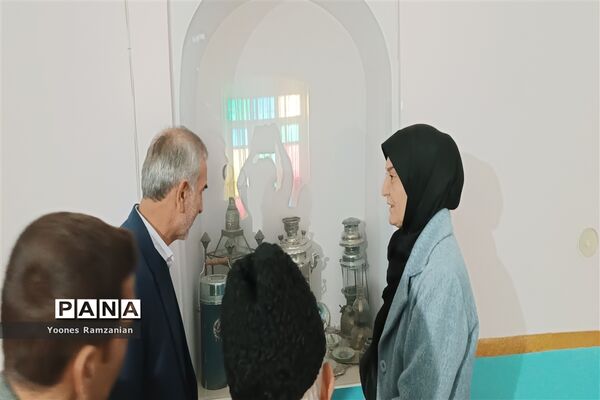 بازدید دانش‌آموزان مدرسه زنده یاد زرتاش ( مرتضوی) خلیل آباد از امارت تاریخی وزیر پناه