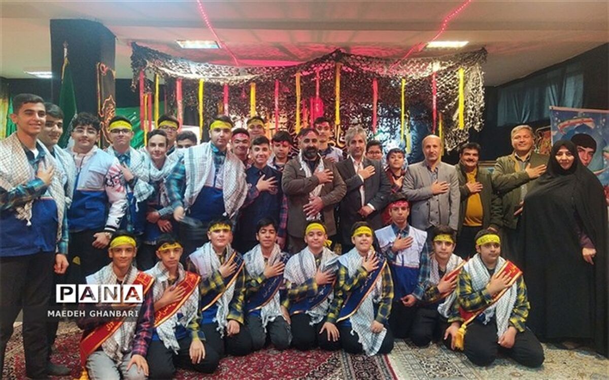 آیین افتتاحیه استانی طرح لاله‌های روشن، چهل هزار یادواره شهدای فرهنگی و دانش‌آموزی در شهرستان پردیس /فیلم