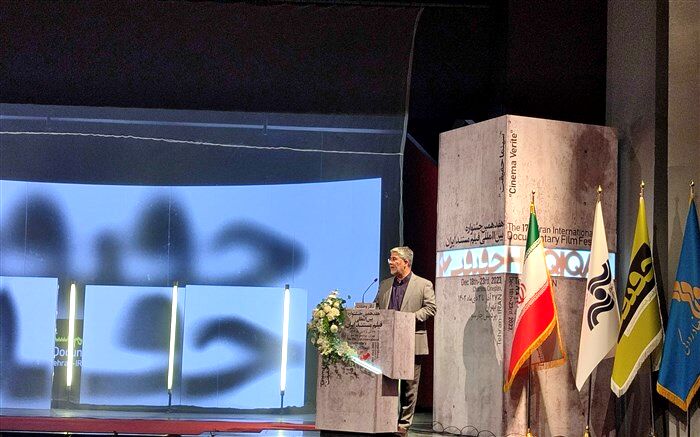 وزیر ارشاد: سینمای مستند بهترین دریچه برای آشنایی مردم با واقعیت‌ها است