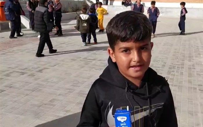 توزیع شیر در مدارس دهاقان