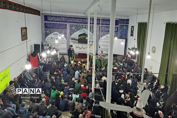 محفل انس با قرآن کریم بیاد شهدا در شهرستان بام و صفی آباد