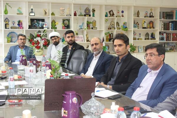 جلسه بزرگداشت چهارمین یادواره شهادت حاج قاسم سلیمانی ، هفته بصیرت و دهه مقاومت آموزش و پرورش استان بوشهر