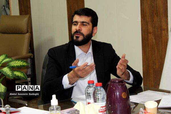 جلسه بزرگداشت چهارمین یادواره شهادت حاج قاسم سلیمانی ، هفته بصیرت و دهه مقاومت آموزش و پرورش استان بوشهر