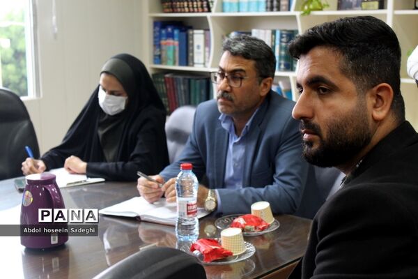 جلسه بزرگداشت چهارمین یادواره شهادت حاج قاسم سلیمانی ، هفته بصیرت و دهه مقاومت آموزش و پرورش استان بوشهر