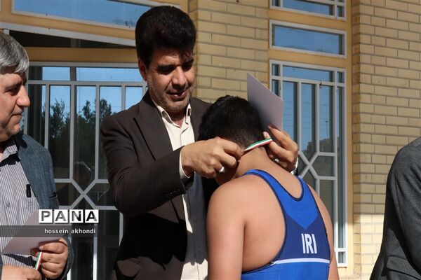 مسابقات کشتی دانش‌آموزی شهرستان میبد