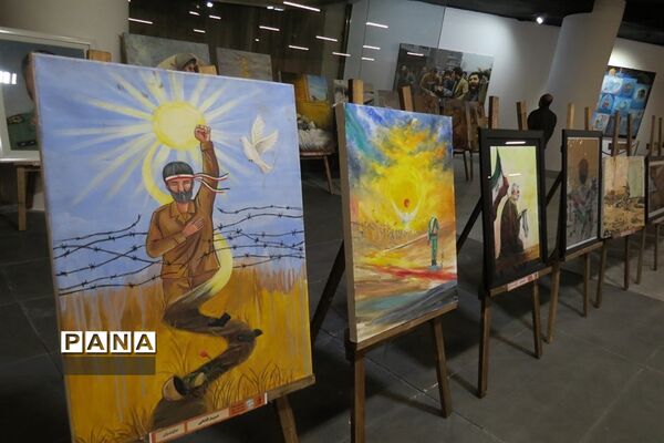نمایشگاه هنرهای تجسمی ایثار شهرستان بجنورد