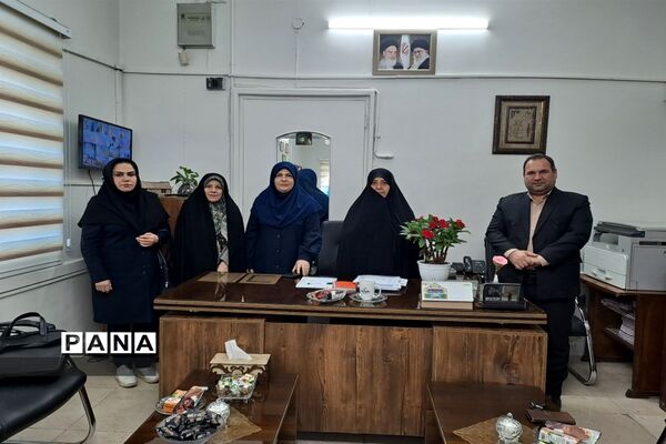 تقدیر از مدارس فعال در جذب تشکیلات پیشتازان منطقه ۱۰