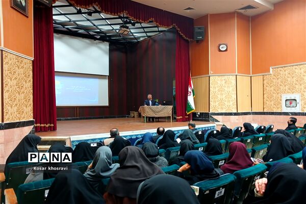 نشست رابطین پژوهشکده ناحیه ۷ مشهد مقدس