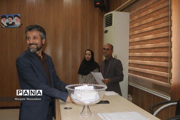 مجمع انتخابات هیات ورزش روستایی و عشایری وبازی های بومی و محلی استان بوشهر