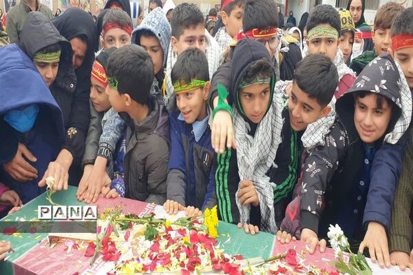 مراسم استقبال از شهید گمنام در دبستان شهید قدوسی کلوده
