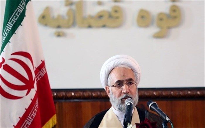 احضار و جلب اشخاص قبل از ارزیابی ادله تخلف است