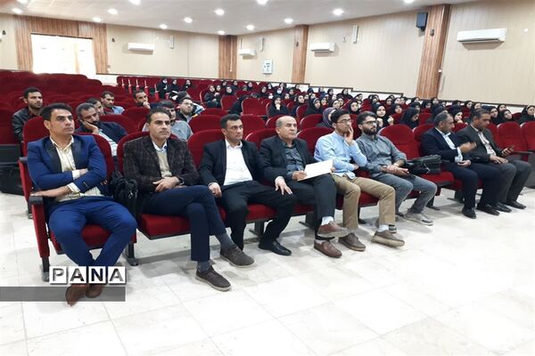 بازدید سرگروه های آموزشی و کارگاهی مقطع ابتدایی استانی از مدارس شادگان
