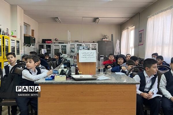 آغاز دوره علمی آشنایی مقدماتی با فناوری نانو در پژوهش‌سرای دانش‌آموزی کاوش کهریزک