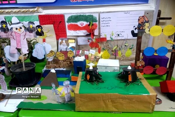 نمایشگاه دست‌سازه با وسایل دورریختنی در آموزشگاه ملوک زندی شهرستان پیشوا