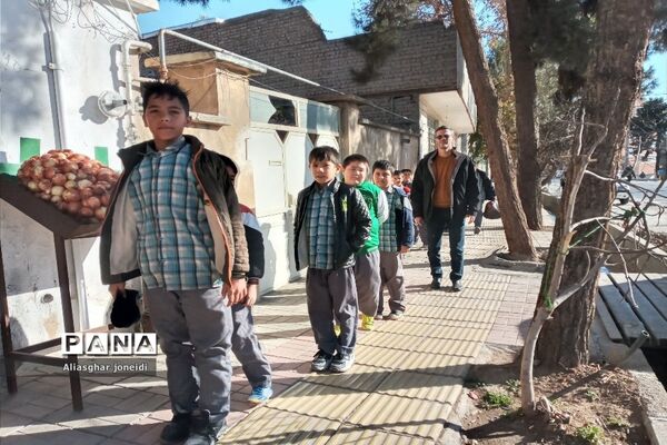 اردوی دانش‌آموزان آموزشگاه‌های شیخ جنید و علامه طباطبایی در دارالقرآن شهرستان پیشوا