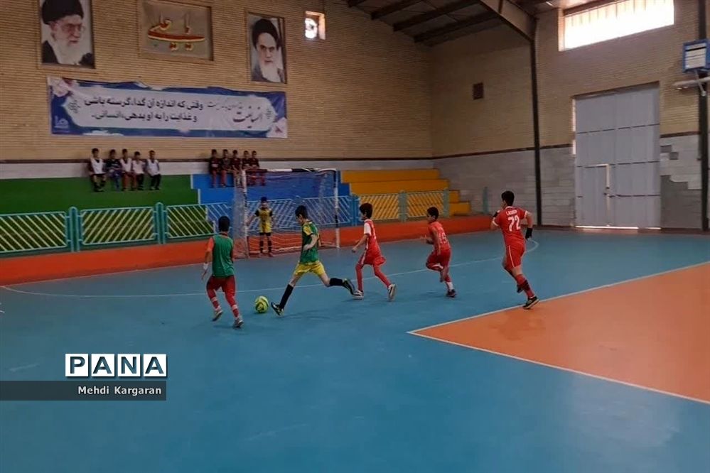 برگزاری مسابقات فوتسال فرهنگیان  در دلیجان