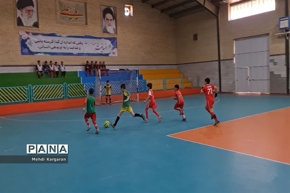برگزاری مسابقات فوتسال فرهنگیان  در دلیجان
