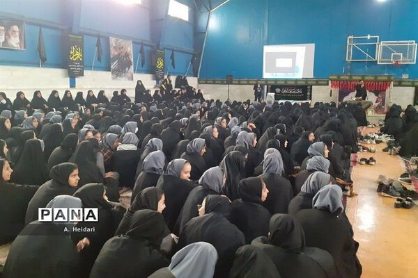 جلوه‌هایی از ارادت دانش‌آموزان مدارس قم به اهل بیت(ع) و شهدا-2