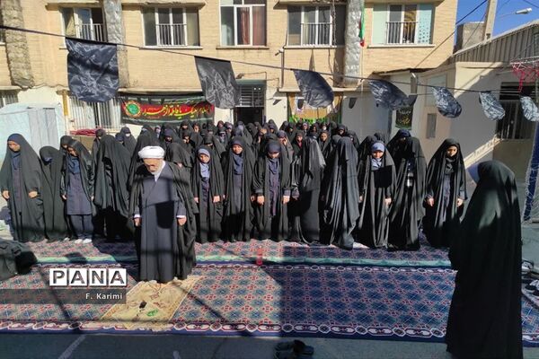 جلوه‌هایی از ارادت دانش‌آموزان مدارس قم به اهل بیت(ع) و شهدا-2